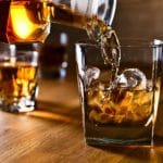 Melhor Whisky de 2022: Guia de Compra Completo