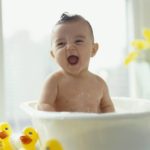 Melhor Banheira de Bebê de 2021: Guia de Compra Completo