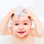 Melhor Shampoo Para Bebê de 2022: Guia de Compra Completo